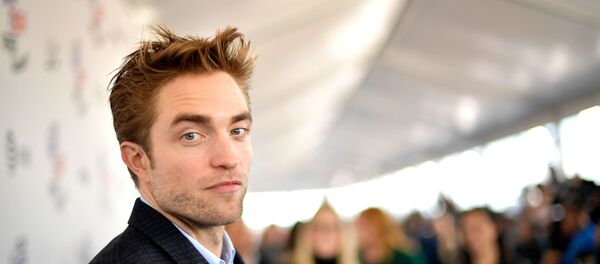Diễn viên người Anh Robert Pattinson Diễn viên người Anh Robert Pattinson - Sputnik Việt Nam