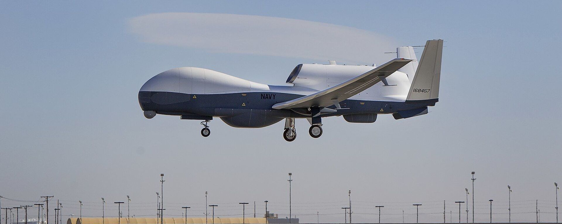 Máy bay không người lái MQ-4C Triton - Sputnik Việt Nam, 1920, 08.04.2025