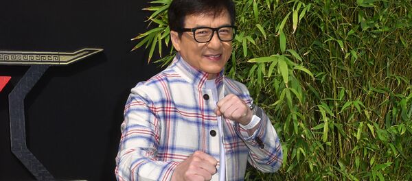 Nam diễn viên Thành Long tại buổi ra mắt phim Lego Ninjago Movie - Sputnik Việt Nam