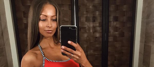 Huấn luyện viên thể hình và blogger Svetlana Propondnikova - Sputnik Việt Nam