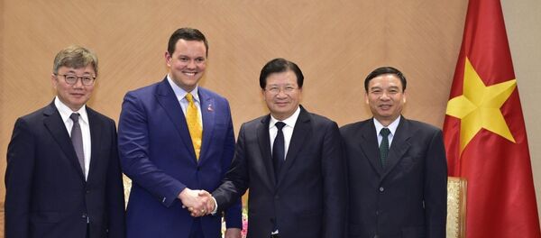 Phó Thủ tướng Trịnh Đình Dũng tiếp Nhóm nhà đầu tư Công ty Energy Capital Vietnam của Hoa Kỳ - Sputnik Việt Nam