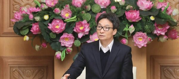 Phó Thủ tướng Vũ Đức Đam, Trưởng Ban chỉ đạo phòng chống dịch bệnh Corona phát biểu. - Sputnik Việt Nam