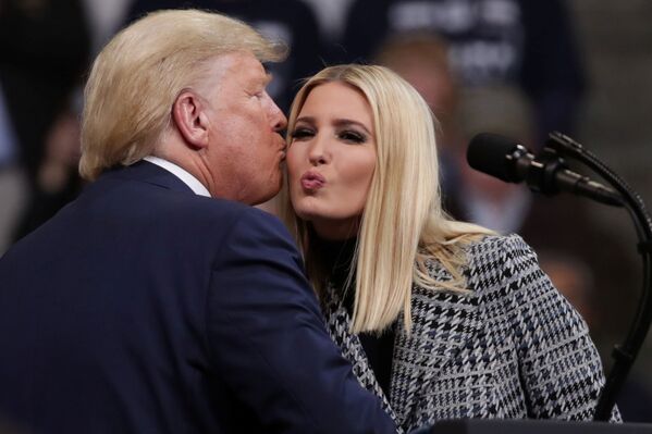 Donald Trump với con gái Ivanka - Sputnik Việt Nam