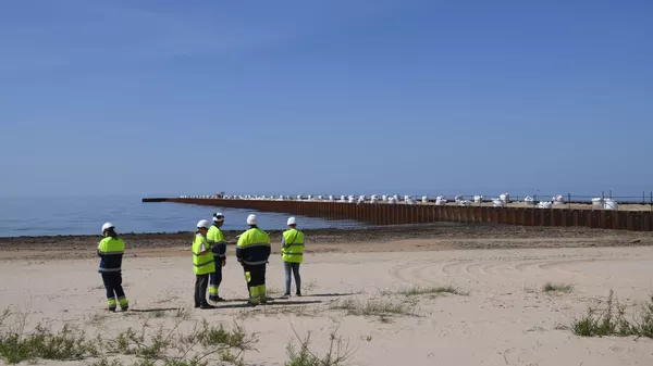 Công nhân trên công trường xây dựng đường ống dẫn khí Nord Stream-2 ở Vùng Leningrad - Sputnik Việt Nam