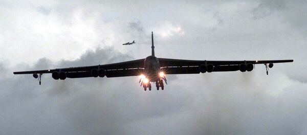 B-52 B-52 - Sputnik Việt Nam