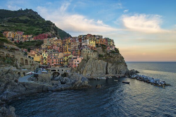 Toàn cảnh thành phố Manarola, Italy - Sputnik Việt Nam