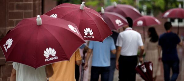 Khách thăm văn phòng Huawei Khách thăm văn phòng Huawei - Sputnik Việt Nam