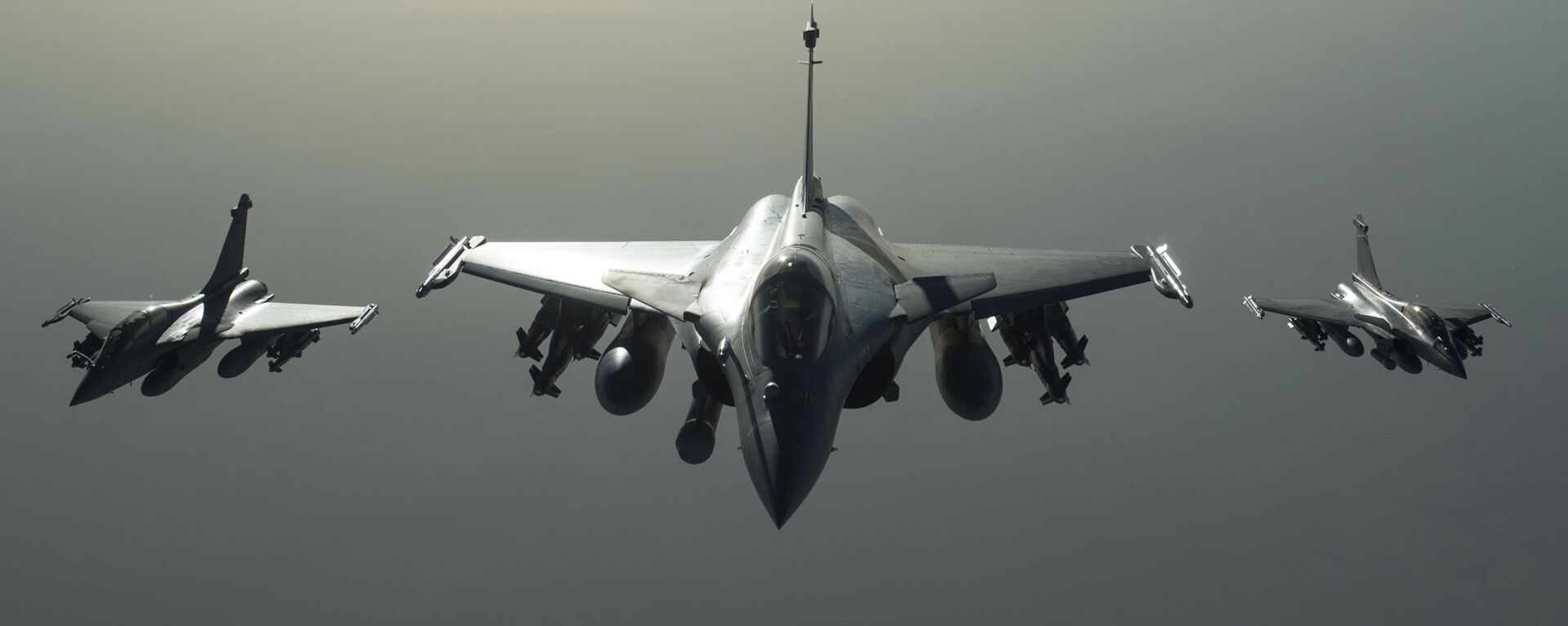 Máy bay chiến đấu đa năng Rafale của Không quân Pháp - Sputnik Việt Nam, 1920, 18.03.2025