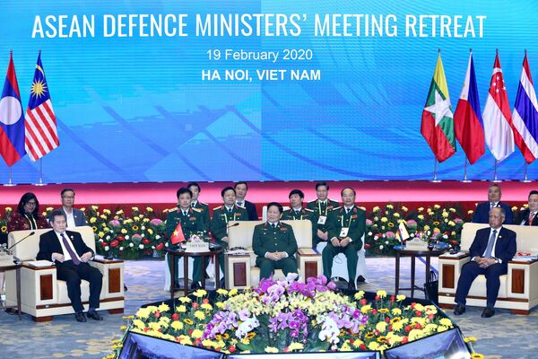 Hội nghị hẹp Bộ trưởng Quốc phòng ASEAN (ADMM) và tinh thần chống dịch virus corona Hội nghị hẹp Bộ trưởng Quốc phòng ASEAN (ADMM) và tinh thần chống dịch virus corona - Sputnik Việt Nam