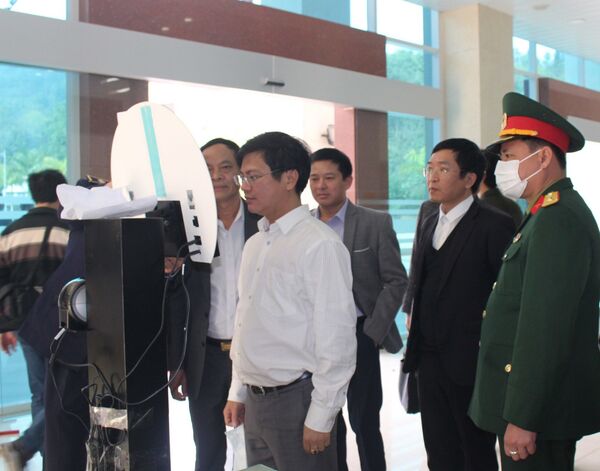 Cơ sở cách ly tập trung của Cao Bằng quá tải do người về từ Trung Quốc Cơ sở cách ly tập trung của Cao Bằng quá tải do người về từ Trung Quốc - Sputnik Việt Nam