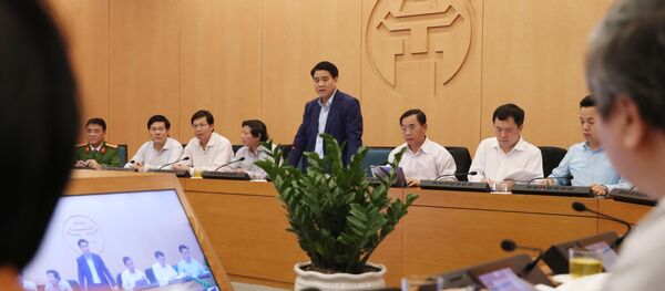 Chủ tịch UBND Thành phố Hà Nội Nguyễn Đức Chung, Trưởng Ban Chỉ đạo phòng, chống dịch COVID-19 Thành phố Hà Nội phát biểu chỉ đạo - Sputnik Việt Nam