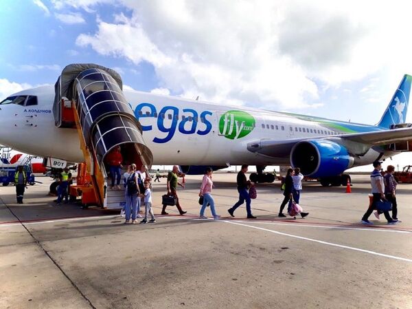 Bất chấp COVID-19, khách du lịch Nga vẫn tiếp tục tới Việt Nam - Sputnik Việt Nam