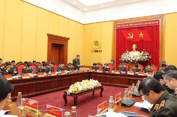 Bộ trưởng Tô Lâm: Bộ Công an đưa công an chính quy về 100% địa bàn xã - Sputnik Việt Nam