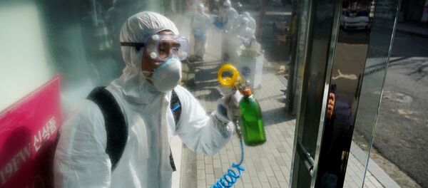 Khử trùng đường phố ở Hàn Quốc Khử trùng đường phố ở Hàn Quốc - Sputnik Việt Nam