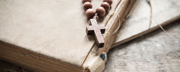 Cuốn sách cũ. - Sputnik Việt Nam