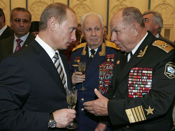 Cựu Đô đốc Hạm đội Alexey Sorokin đã qua đời Cựu Đô đốc Hạm đội Alexey Sorokin đã qua đời - Sputnik Việt Nam