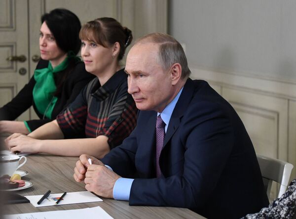 Ông Putin: Làm Tổng thống không phải là công việc, mà là số phận - Sputnik Việt Nam