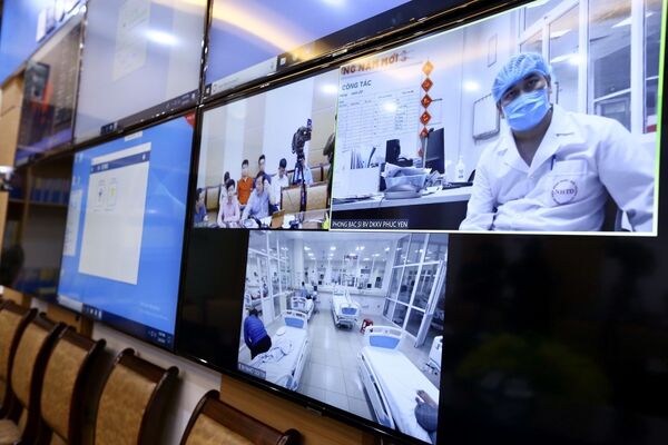 Việt Nam có ca nhiễm Covid-19 thứ 32, là con gái của một tỷ phú? Việt Nam có ca nhiễm Covid-19 thứ 32, là con gái của một tỷ phú? - Sputnik Việt Nam