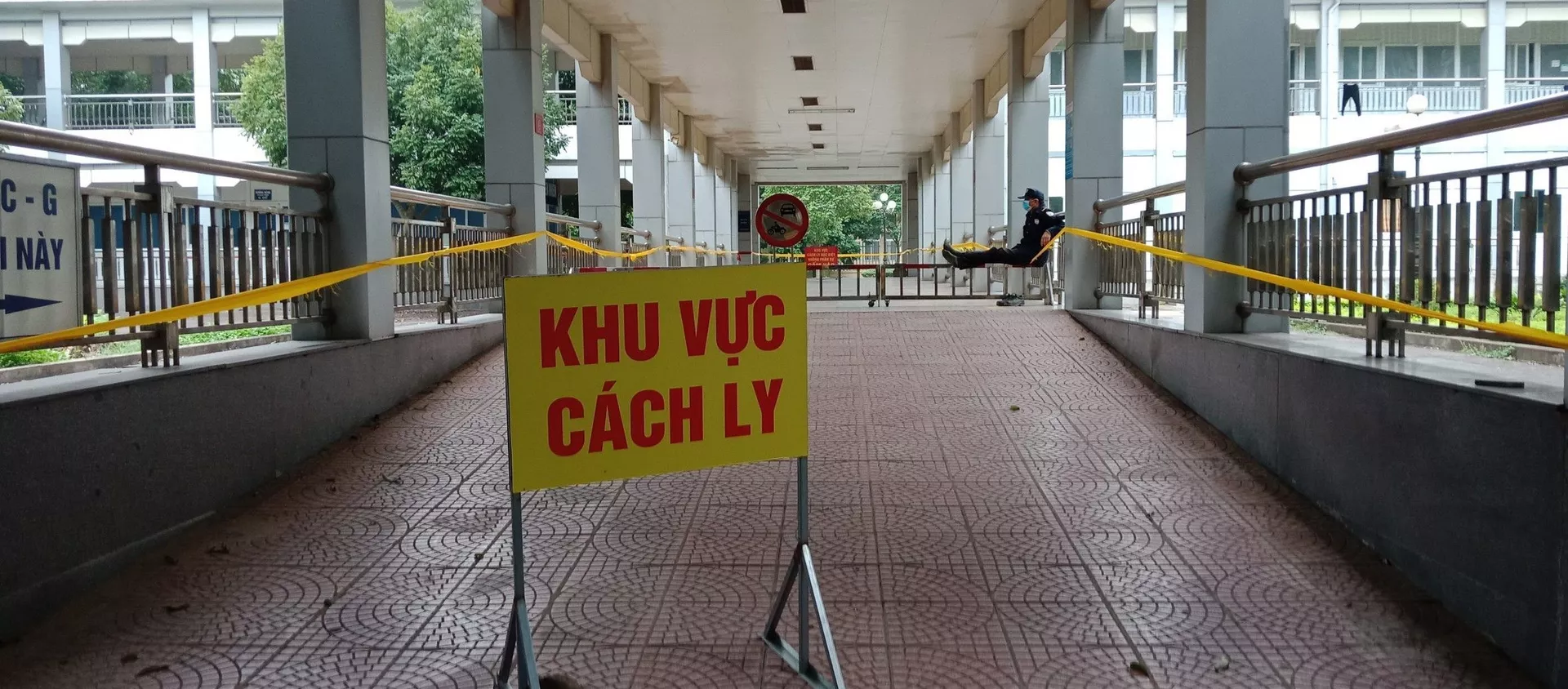 Khu vực cách ly được bố trí biệt lập tại Bệnh viện Đa khoa tỉnh Ninh Bình. - Sputnik Việt Nam, 1920, 07.08.2021