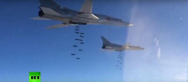 Đòn tấn công của Nga giáng vào ISIL Đòn tấn công của Nga giáng vào ISIL - Sputnik Việt Nam