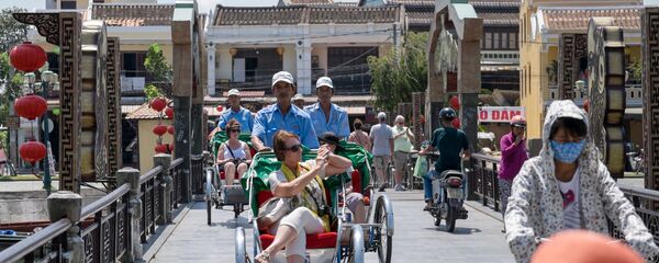 Khách du lịch nước ngoài tại Việt Nam. - Sputnik Việt Nam