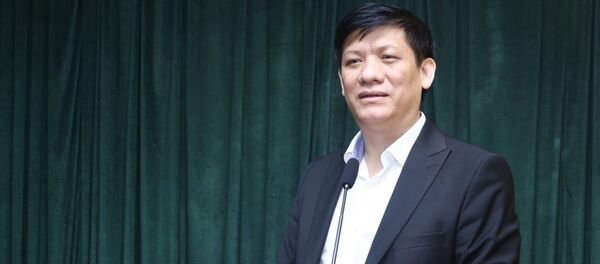 Thứ trưởng Bộ Y tế Nguyễn Thanh Long phát biểu - Sputnik Việt Nam