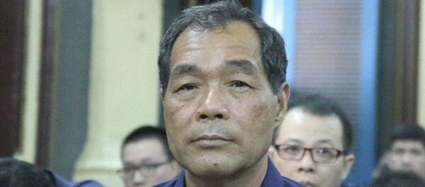 Ông Trầm Bê đã từng hầu tòa, bị tuyên án 4 năm tù trong một đại án ngân hàng và đã chấp hành xong hình phạt. Ông Trầm Bê đã từng hầu tòa, bị tuyên án 4 năm tù trong một đại án ngân hàng và đã chấp hành xong hình phạt. - Sputnik Việt Nam