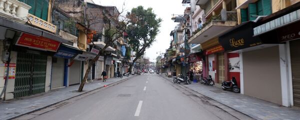 Phố Hàng Ngang, Hà Nội vắng người ngày 20/3/2020 - Sputnik Việt Nam