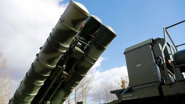 Hệ thống tên lửa phòng không Nga S-400 Triumph - Sputnik Việt Nam