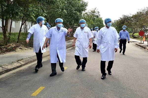 Tình hình Covid-19 ở Việt Nam: Bộ Công an chỉ đạo gõ cửa từng nhà Tình hình Covid-19 ở Việt Nam: Bộ Công an chỉ đạo gõ cửa từng nhà - Sputnik Việt Nam