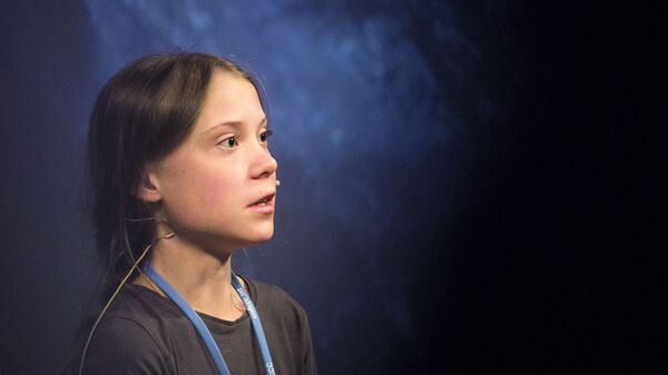 Nhà hoạt động người Thụy Điển Greta Thunberg tại một cuộc họp báo trước cuộc biểu tình về khí hậu Tháng ba vì khí hậu ở Madrid - Sputnik Việt Nam