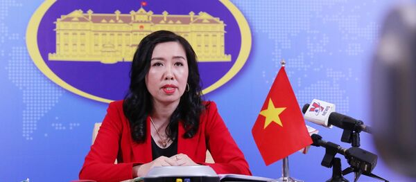 Người phát ngôn Bộ Ngoại giao Lê Thị Thu Hằng trả lời trực tuyến các câu hỏi của phóng viên trong nước và quốc tế. Người phát ngôn Bộ Ngoại giao Lê Thị Thu Hằng trả lời trực tuyến các câu hỏi của phóng viên trong nước và quốc tế. - Sputnik Việt Nam