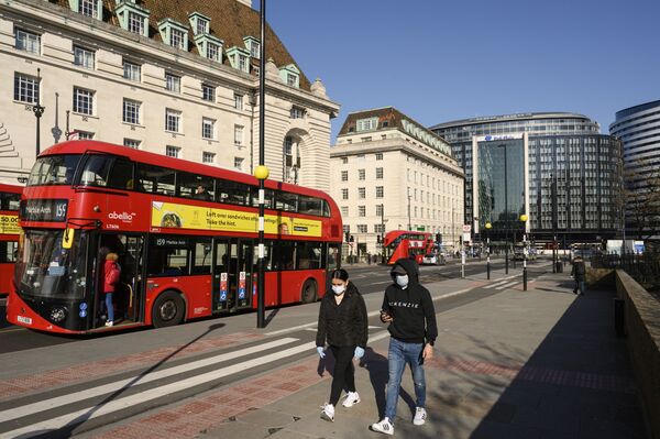 «Đại dương tràn đầy không chắc chắn khó vượt qua»: Tình cảnh doanh nghiệp nhỏ trong dịch bệnh ở Anh - Sputnik Việt Nam