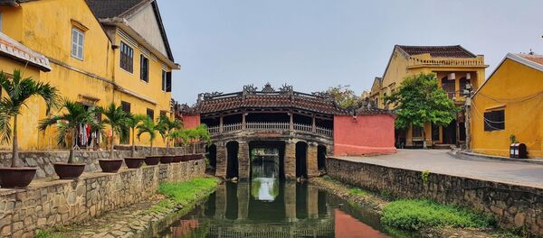 Điểm tham quan Chùa Cầu vắng khách vì thực hiện cách ly xã hội. Điểm tham quan Chùa Cầu vắng khách vì thực hiện cách ly xã hội. - Sputnik Việt Nam