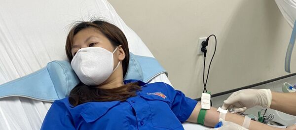 Đoàn viên, thanh niên Bệnh viện Trung ương Huế tham gia hiến máu. Đoàn viên, thanh niên Bệnh viện Trung ương Huế tham gia hiến máu. - Sputnik Việt Nam