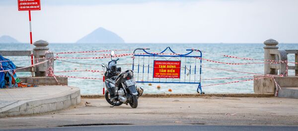 Bãi biển đóng cửa ở Nha Trang, Việt Nam Bãi biển đóng cửa ở Nha Trang, Việt Nam - Sputnik Việt Nam