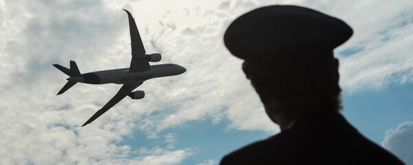 Máy bay Air350 A350 trong các cuộc biểu tình tại Salon hàng không và vũ trụ quốc tế MAKS 2015 ở Zhukovsky gần Moscow - Sputnik Việt Nam