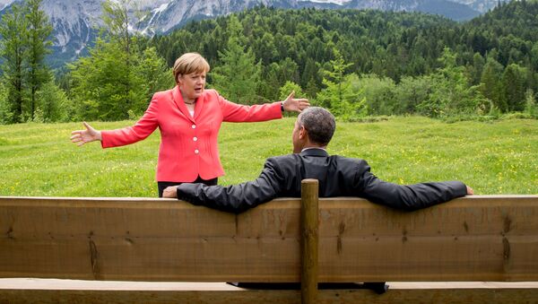 Thủ tướng Đức Angela Merkel và Tổng thống Hoa Kỳ Barack Obama trong  cuộc hội đàm tại lâu đài  Elmau ở Đức - Sputnik Việt Nam