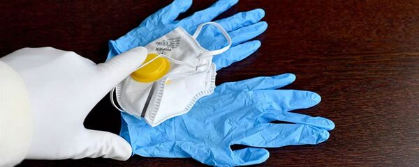 Mặt nạ bảo hộ và găng tay - Sputnik Việt Nam