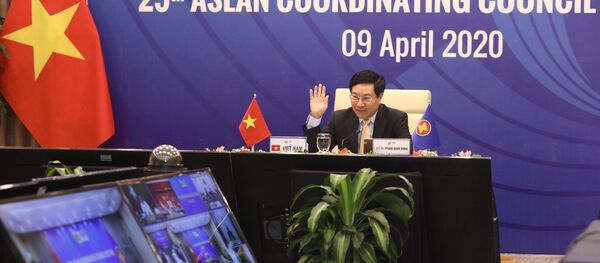 Phó Thủ tướng, Bộ trưởng Ngoại giao Phạm Bình Minh phát biểu.  - Sputnik Việt Nam