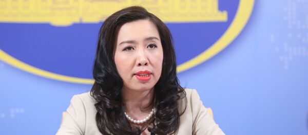 Người Phát ngôn Bộ Ngoại giao Việt Nam Lê Thị Thu Hằng chủ trì họp báo. - Sputnik Việt Nam