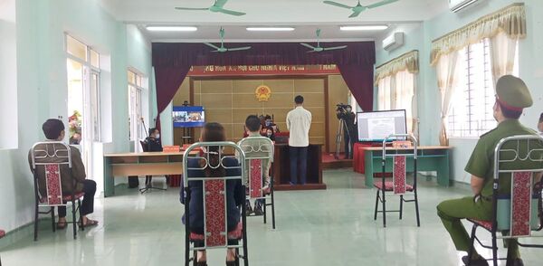 Người đầu tiên ở Việt Nam nhận án tù liên quan đến Covid-19 - Sputnik Việt Nam