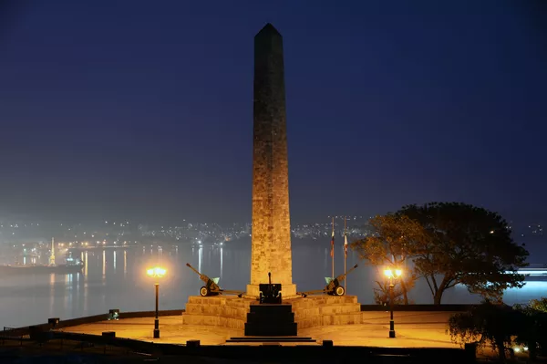 Thành phố Anh hùng Kerch: du kích trong trong các căn hầm đá Thành phố Anh hùng Kerch: du kích trong trong các căn hầm đá - Sputnik Việt Nam