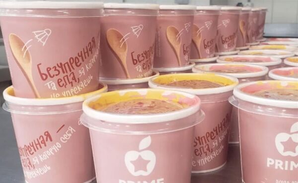 Cảm ơn các đầu bếp”. Nhà hàng Moskva ủng bộ bác sĩ trong cuộc chiến chống COVID-19 Cảm ơn các đầu bếp”. Nhà hàng Moskva ủng bộ bác sĩ trong cuộc chiến chống COVID-19 - Sputnik Việt Nam