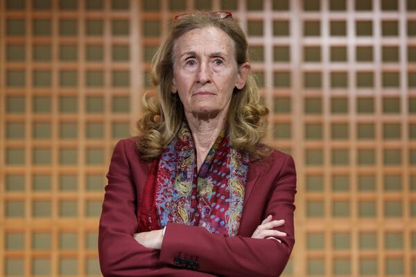 Pháp thả trước hạn tù 10.000 phạm nhân - kết quả là gì? Pháp thả trước hạn tù 10.000 phạm nhân - kết quả là gì? - Sputnik Việt Nam