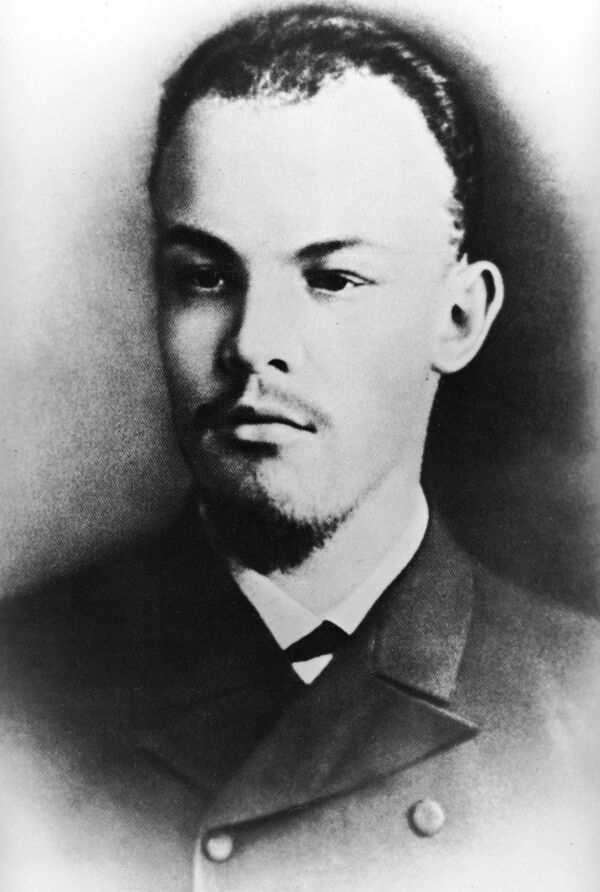 Nhân 150 năm ngày sinh Lênin: 5 sự thật ít biết về nhà cách mạng Nga Nhân 150 năm ngày sinh Lênin: 5 sự thật ít biết về nhà cách mạng Nga - Sputnik Việt Nam