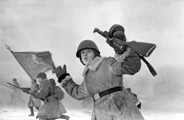 Thành phố Anh hùng Leningrad: Сuộc phong tỏa kéo dài 871 ngày Thành phố Anh hùng Leningrad: Сuộc phong tỏa kéo dài 871 ngày - Sputnik Việt Nam