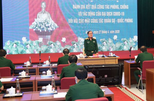 Quân đội Việt Nam chống Covid-19: Đề nghị cách chức, cho xuất ngũ Thượng tá ăn nhậu - Sputnik Việt Nam