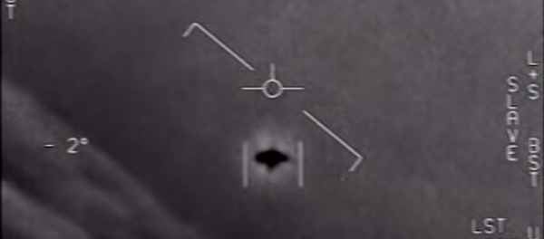 Lầu Năm Góc công bố video UFO - Sputnik Việt Nam