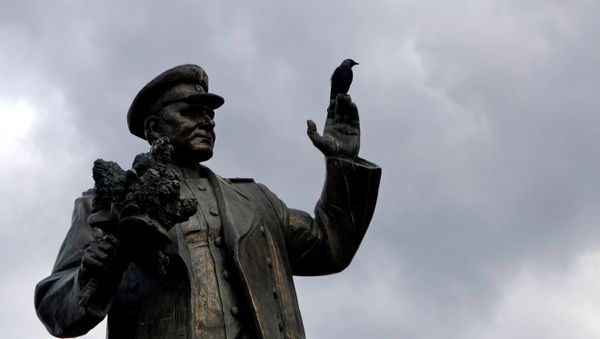 Tượng đài kỷ niệm nguyên soái Liên Xô Ivan Konev tại Prague, Séc Tượng đài kỷ niệm nguyên soái Liên Xô Ivan Konev tại Prague, Séc - Sputnik Việt Nam